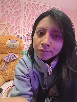 Snapshot of VioletxBloom chatting on 2, 3, 2026 VioletxBloom online show from 2, 3, 2026