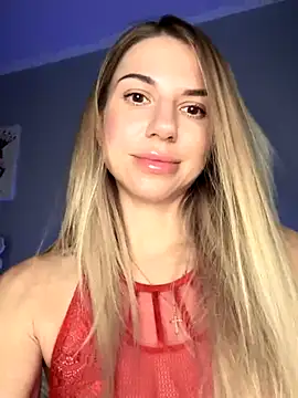 Snapshot of Prettie_Katrin chatting on 4, 10, 2025 Prettie Katrin online show from 4, 10, 2025