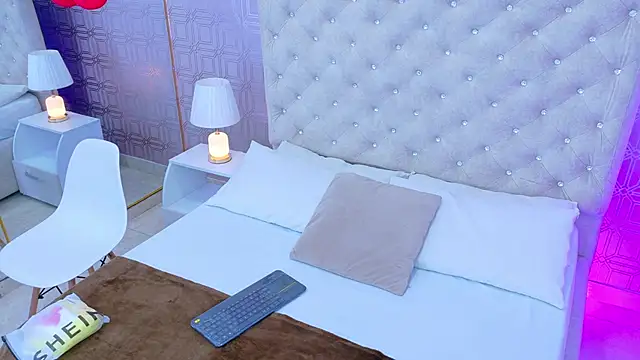 Samanta Isel online show from 20, 2, 2026