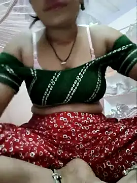 Snapshot of Miss_Sija chatting on 20, 7, 2026 Miss Sija online show from 20, 7, 2026