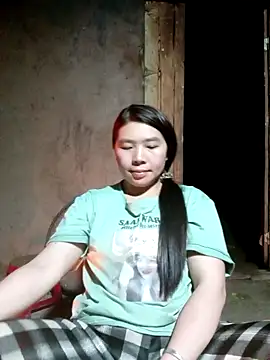 quynhkoolbae online show from 5, 11, 2025