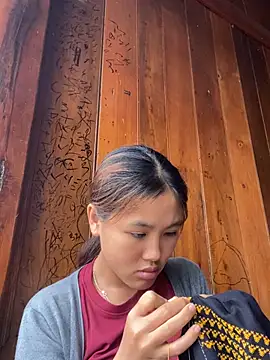 Snapshot of May_nhi chatting on 2, 7, 2026 May nhi online show from 2, 7, 2026