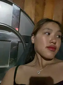 Snapshot of May_nhi chatting on 18, 7, 2026 May nhi online show from 18, 7, 2026