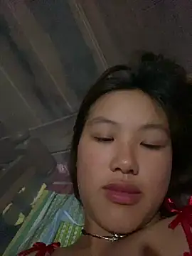 Snapshot of May_nhi chatting on 1, 8, 2026 May nhi online show from 1, 8, 2026