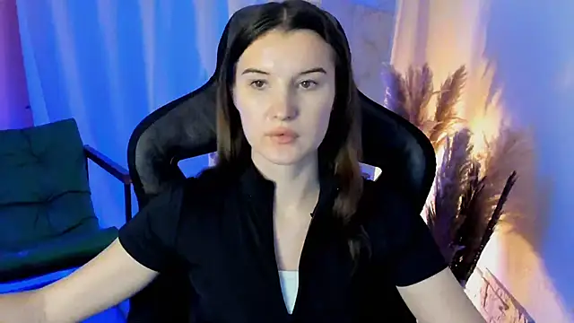 AgataWillis online show from 28, 10, 2025