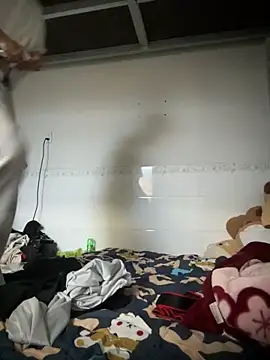 linh21107 online show from 24, 11, 2025