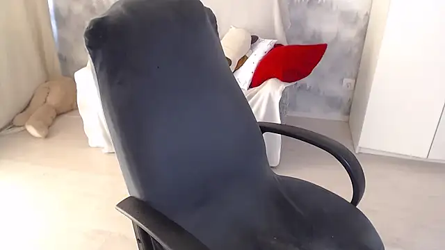 AdelinaLawson online show from 23, 9, 2025