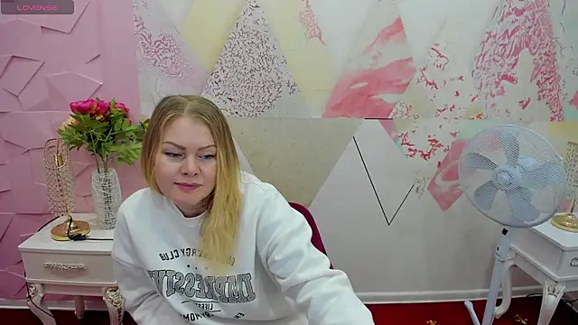 Snapshot of Vina_amazom1 chatting on 26, 9, 2025 Vina amazom1 online show from 26, 9, 2025