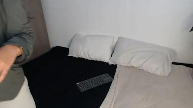 Snapshot of __abrill__ chatting on 27, 10, 2025 abrill online show from 27, 10, 2025