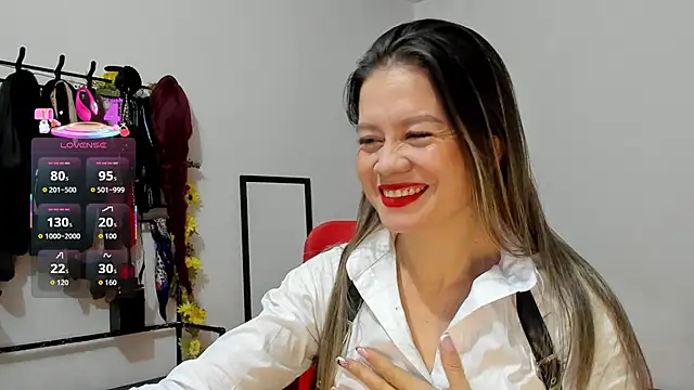 Snapshot of candy_conrad chatting on 8, 11, 2025 candy conrad online show from 8, 11, 2025