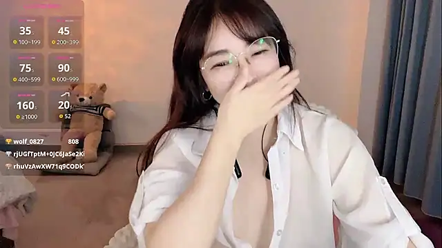 Snapshot of Xiali-166 chatting on 7, 1, 2026 Xiali-166 online show from 7, 1, 2026