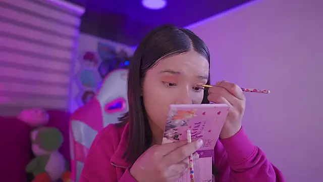 Lana Dreams  online show from 3, 12, 2025