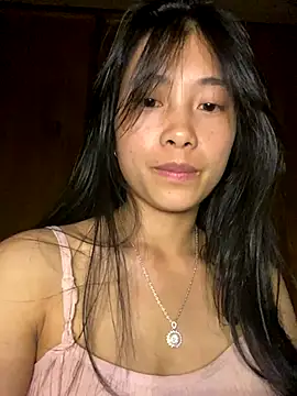 Snapshot of EmLy02 chatting on 17, 10, 2025 EmLy02 online show from 17, 10, 2025