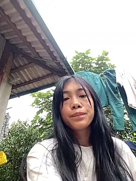 EmLy02 online show from 30, 10, 2025