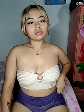 Emily  Hott online show from 18, 9, 2025