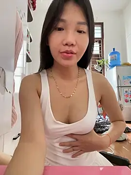 Miumieu online show from 12, 10, 2025