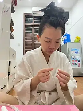 Miumieu online show from 12, 11, 2025