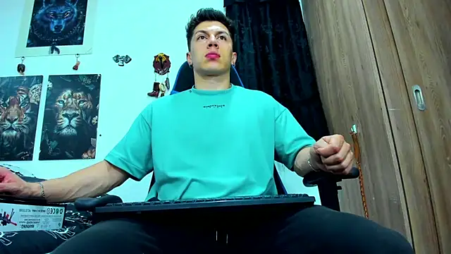 javiersexymann online show from 21, 3, 2025