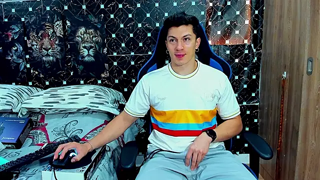 javiersexymann online show from 26, 2, 2026