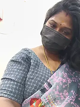 Snapshot of chaitara-reddy chatting on 16, 5, 2026 chaitara-reddy online show from 16, 5, 2026