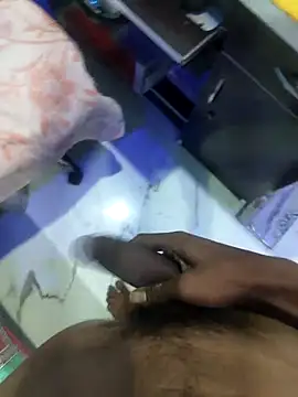 sanddyk99 online show from 9, 2, 2026