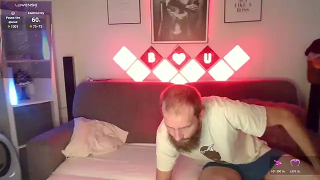 XBellaXundXUweX online show from 10, 11, 2025