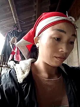 lucybaby00 online show from 12, 11, 2025