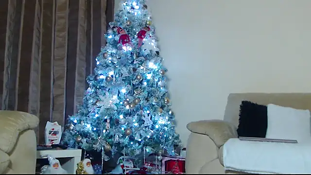 Snapshot of AnneSins chatting on 11, 1, 2026 AnneSins online show from 11, 1, 2026