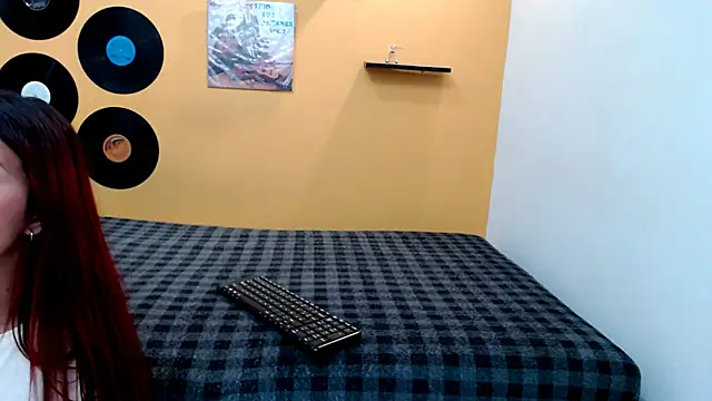 skinnyverus18 online show from 2, 3, 2026