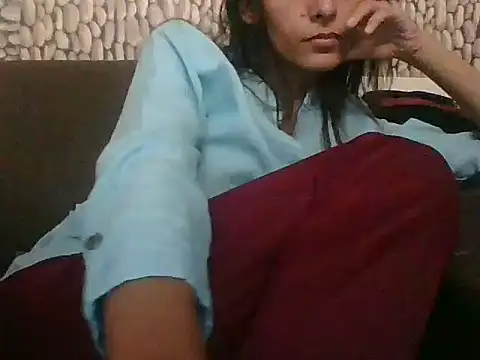 Snapshot of Your-muskan chatting on 24, 10, 2025 Your-muskan online show from 24, 10, 2025