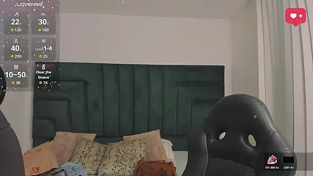 SaraWagner  online show from 1, 4, 2026