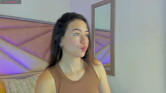 Snapshot of SaraWagner_ chatting on 18, 4, 2026 SaraWagner online show from 18, 4, 2026