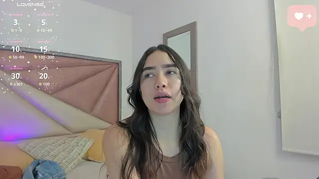 Snapshot of SaraWagner_ chatting on 20, 6, 2026 SaraWagner online show from 20, 6, 2026