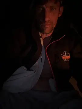 Snapshot of handyman7766 chatting on 13, 10, 2025 handyman7766 online show from 13, 10, 2025