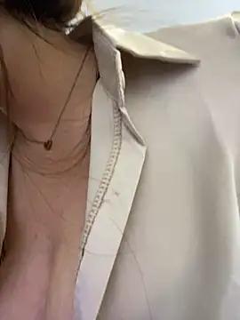 jiajia1060 online show from 20, 11, 2025