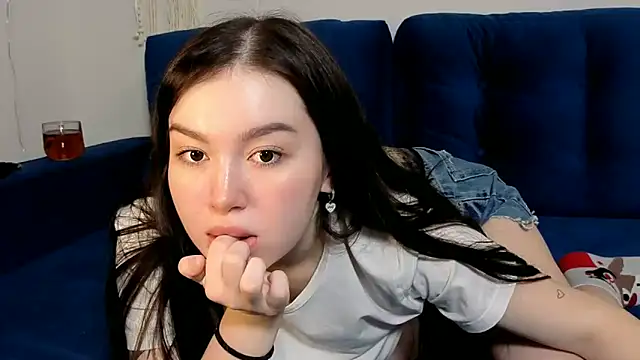 Snapshot of LexeeLuv chatting on 16, 10, 2025 LexeeLuv online show from 16, 10, 2025