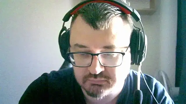 Snapshot of SirAbuser chatting on 11, 9, 2025 SirAbuser online show from 11, 9, 2025