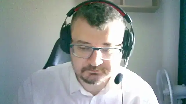 Snapshot of SirAbuser chatting on 12, 9, 2025 SirAbuser online show from 12, 9, 2025