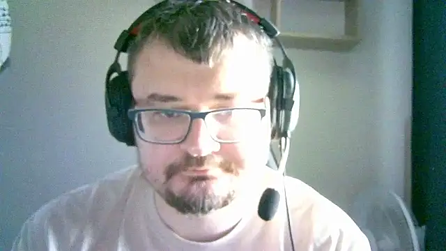 Snapshot of SirAbuser chatting on 23, 9, 2025 SirAbuser online show from 23, 9, 2025