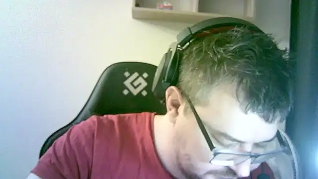 Snapshot of SirAbuser chatting on 6, 10, 2025 SirAbuser online show from 6, 10, 2025