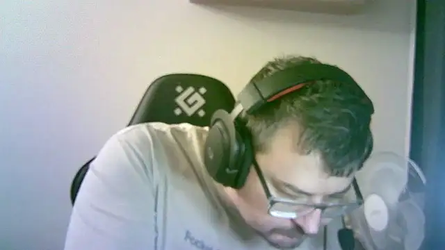 Snapshot of SirAbuser chatting on 24, 10, 2025 SirAbuser online show from 24, 10, 2025