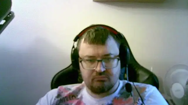 Snapshot of SirAbuser chatting on 1, 12, 2025 SirAbuser online show from 1, 12, 2025