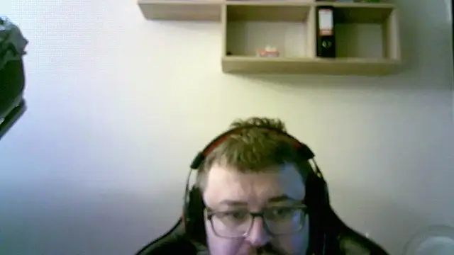 Snapshot of SirAbuser chatting on 2, 12, 2025 SirAbuser online show from 2, 12, 2025