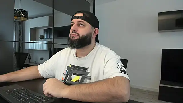 Snapshot of DravenPeak chatting on 10, 1, 2026 DravenPeak online show from 10, 1, 2026