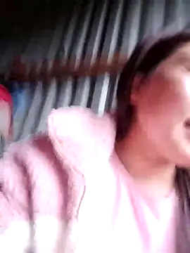 Snapshot of vivi_cute chatting on 10, 9, 2025 vivi cute online show from 10, 9, 2025