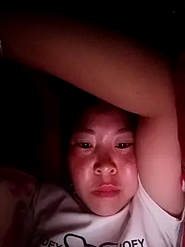 Snapshot of vivi_cute chatting on 20, 9, 2025 vivi cute online show from 20, 9, 2025