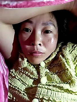 Snapshot of vivi_cute chatting on 21, 9, 2025 vivi cute online show from 21, 9, 2025