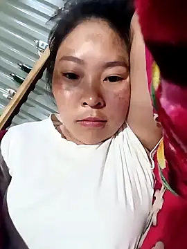Snapshot of vivi_cute chatting on 24, 9, 2025 vivi cute online show from 24, 9, 2025