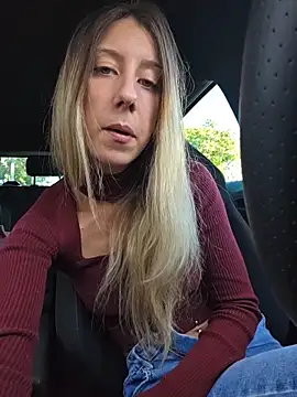 PetiteSecrets online show from 20, 11, 2025