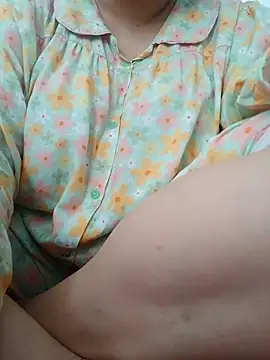 Snapshot of _Babyrose_ chatting on 14, 7, 2026 Babyrose online show from 14, 7, 2026